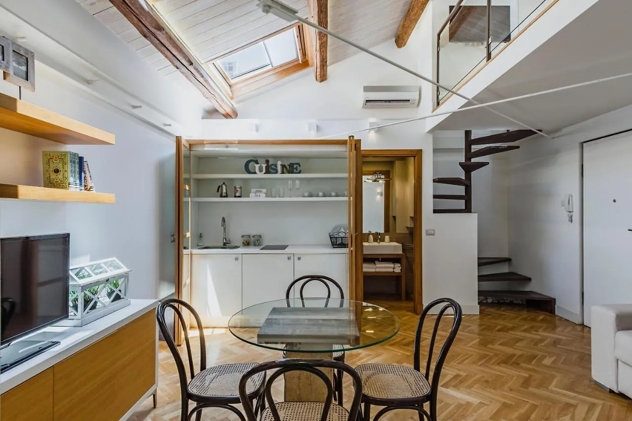 Lägenhet Ferrini Home - Via Monte Sant'Agata CTA