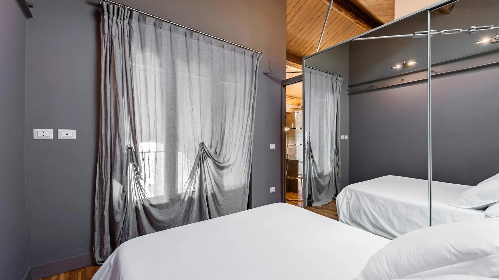 Ferrini Home - Via Monte Sant'Agata CTA Italien